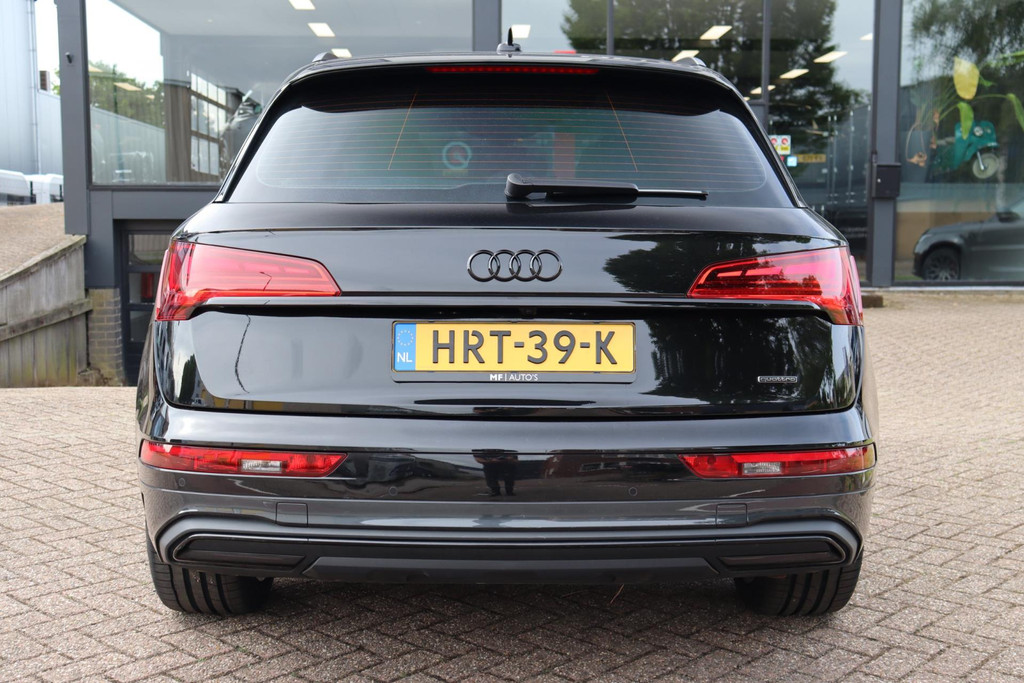45991368-6.jpg