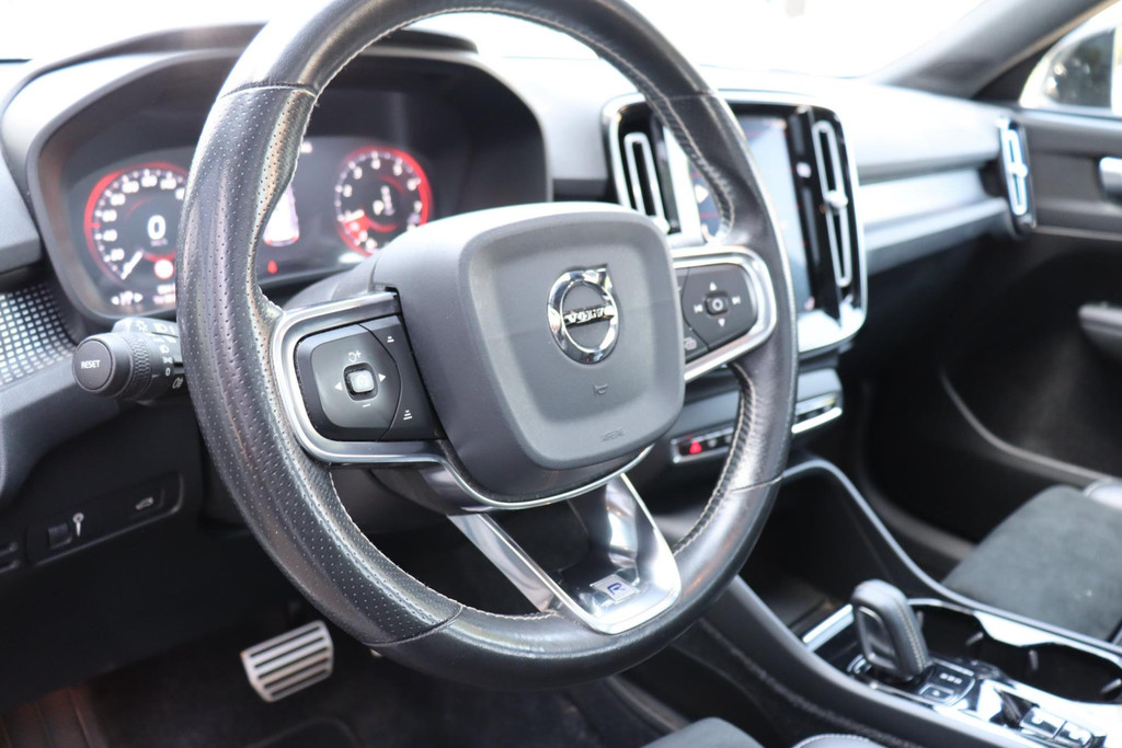 46105752-32.jpg