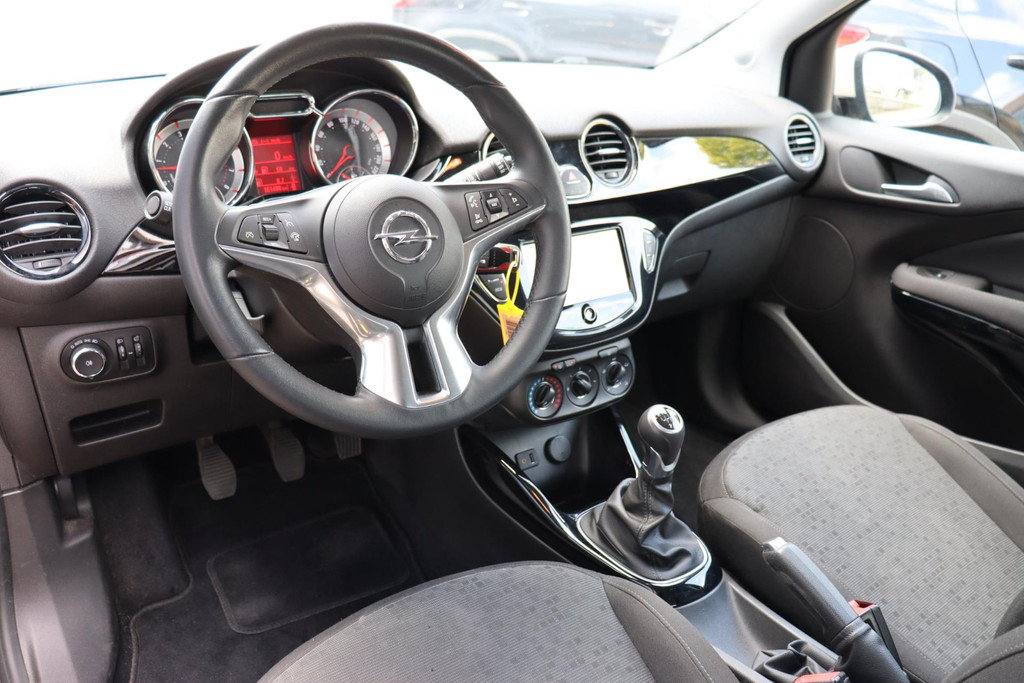 47094478-10.jpg